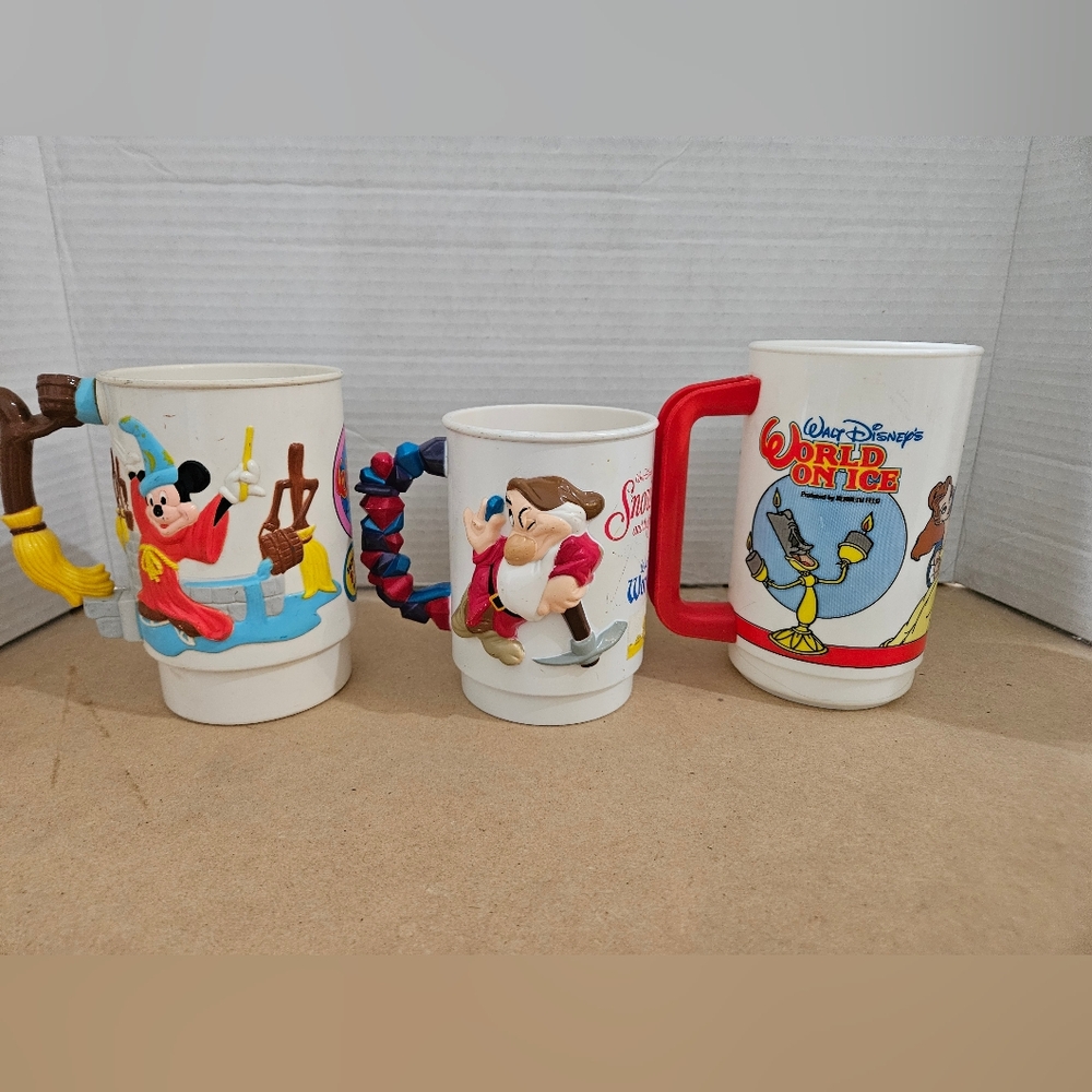 Vintage Disney On Ice Plastic Mugs. All 3 (Bin18)